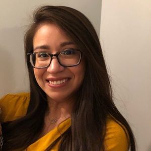 Meet your Posher, Eva j